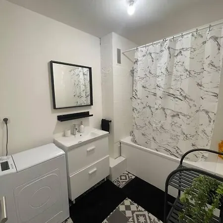 Cosy A Cenon, Proche Transports Apartment Cenon