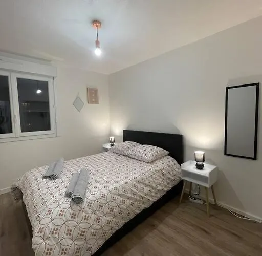 Appartamento Cosy A Cenon, Proche Transports Cenon